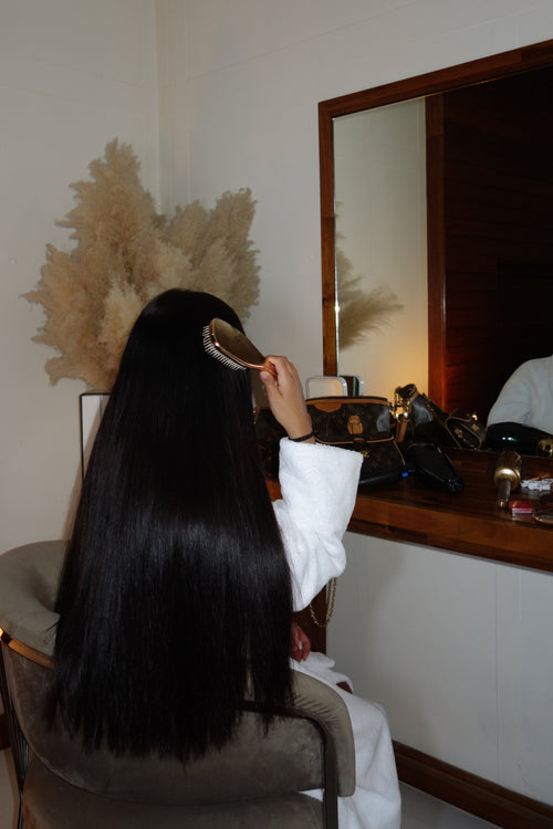 POSE TAPE IN RAW HAIR